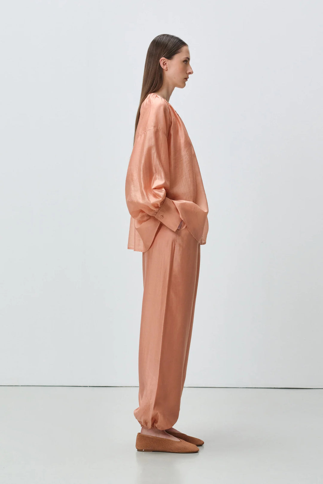 Devotion Twins SATIN powder blouse met ballonmouwen 026.004G