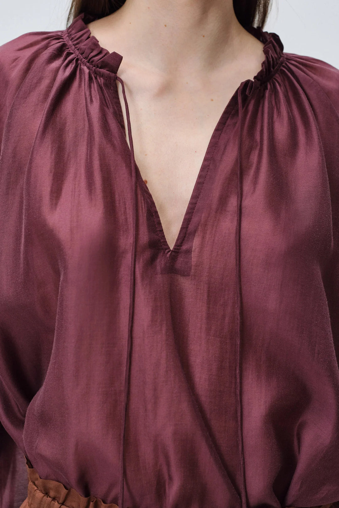 Devotion Twins VELVET grena blouse met flare mouwen 026.006G