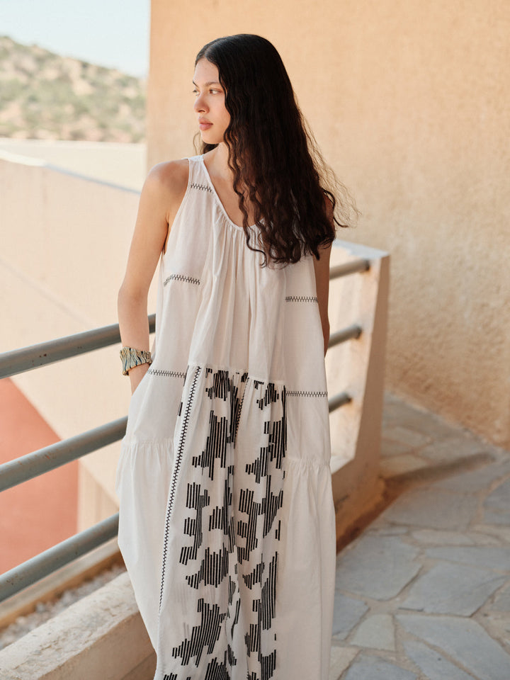 Devotion Twins ZAHARA Dress With Embr White/Black 026.343G